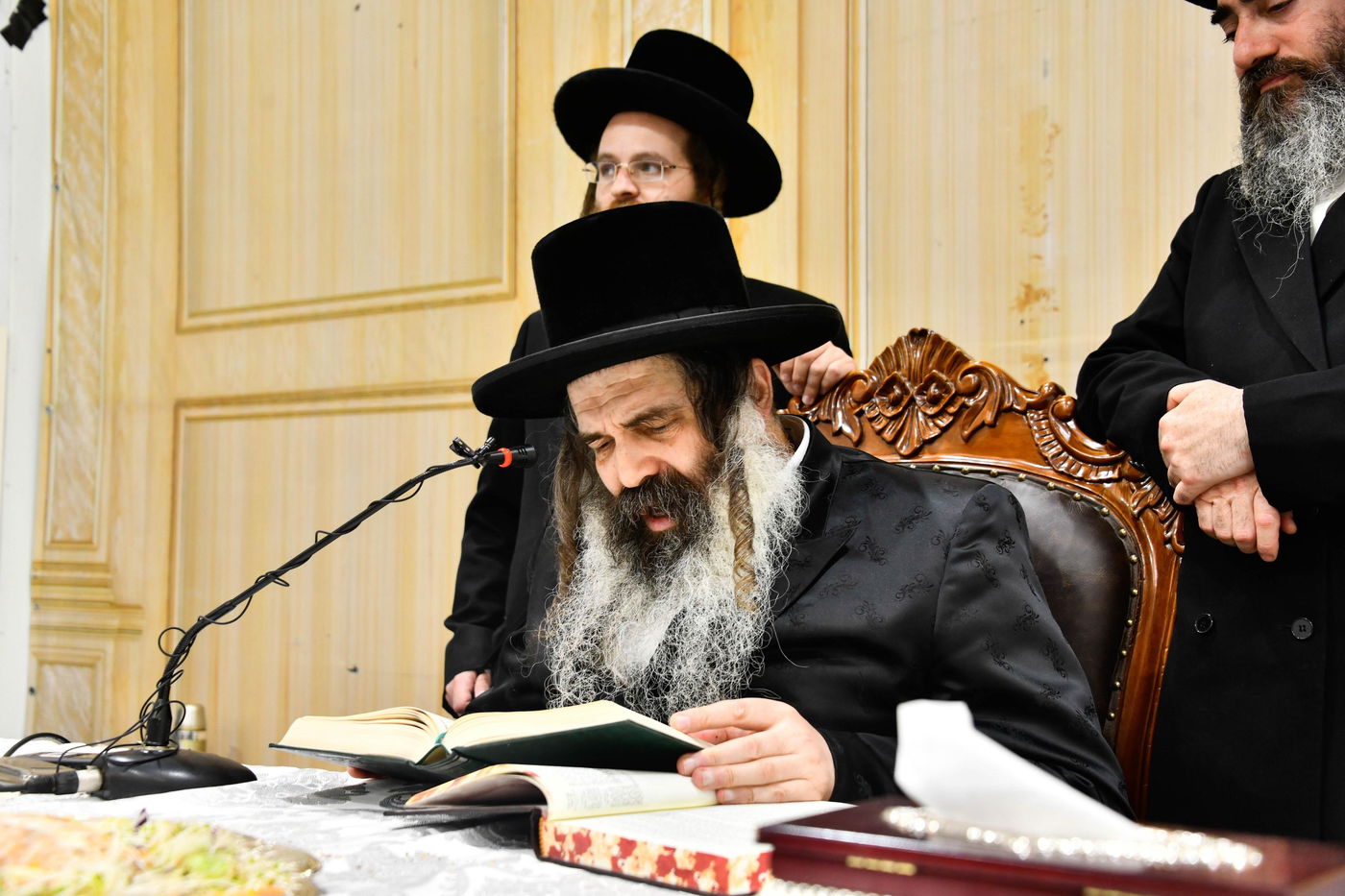 הילולא קדישא בזוטשקא