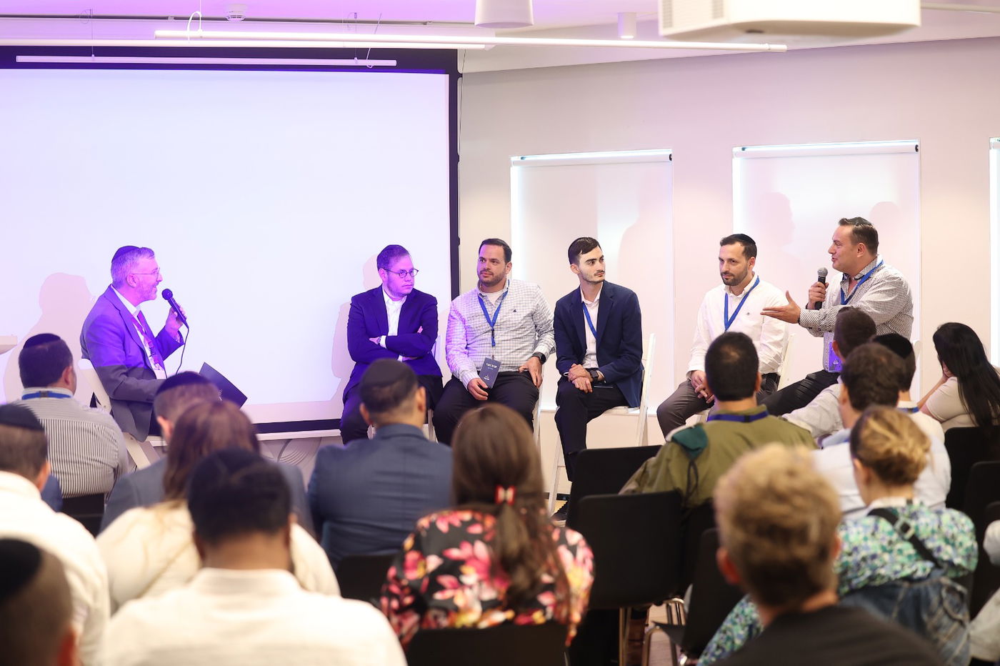 פאנל תקשורת: דוד גלפרין, דודי דרור, מיכאל שמש, ישראל בוגרד, חנני ברייטקוף, נחמיה שטיינברגר