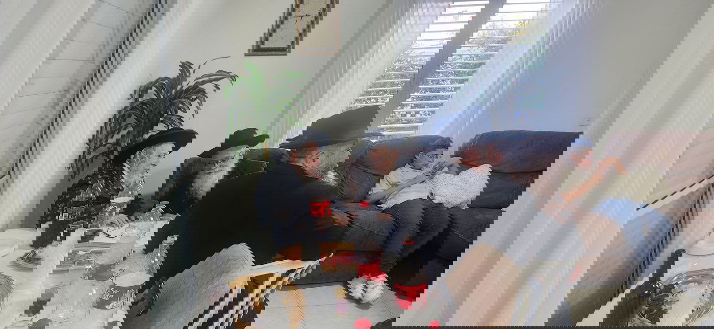 האדמו"ר מסטרופקוב בביקור בכפר חב"ד