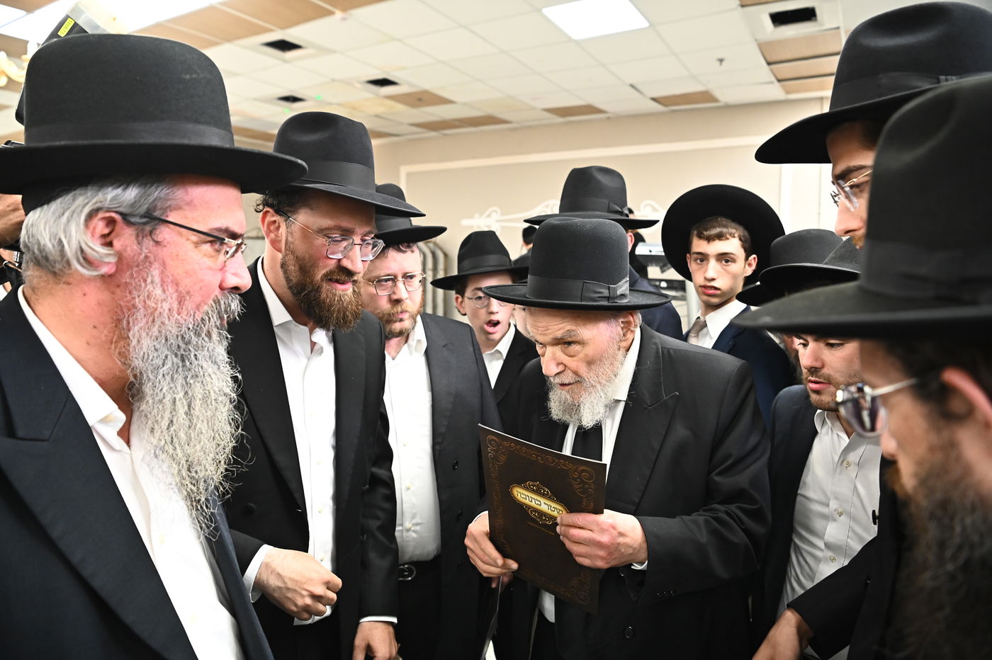 שמחת נישואי נין הגר"ד לנדו