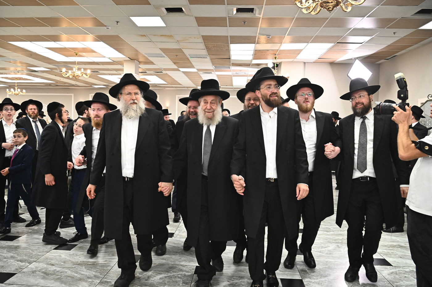 שמחת נישואי נין הגר"ד לנדו