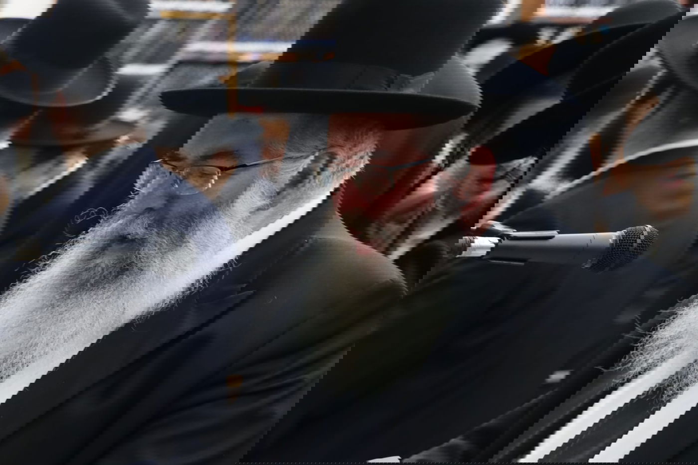 עצרת מחאה בכולל חזון איש בבני ברק