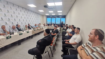 לתוכנית התקבלו 15 גברים, לאחר תהליך גיוס וסינון שכלל מבחני התאמה, ראיונות מקצועיים, רפואיים וביטחוניים.