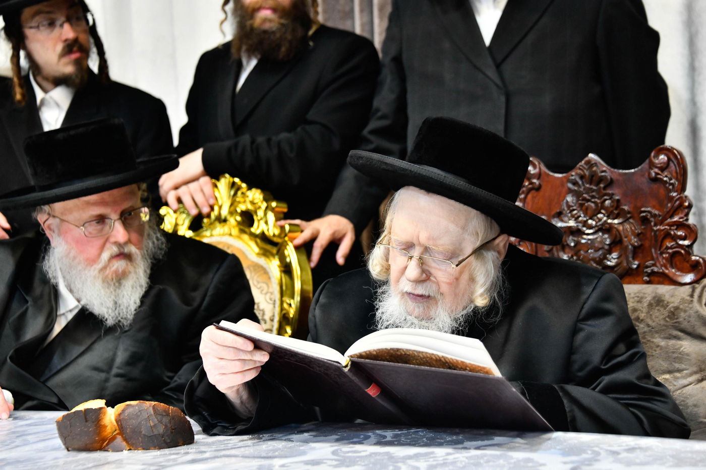 האדמו"ר מקרעטשניף בסיום הש"ס