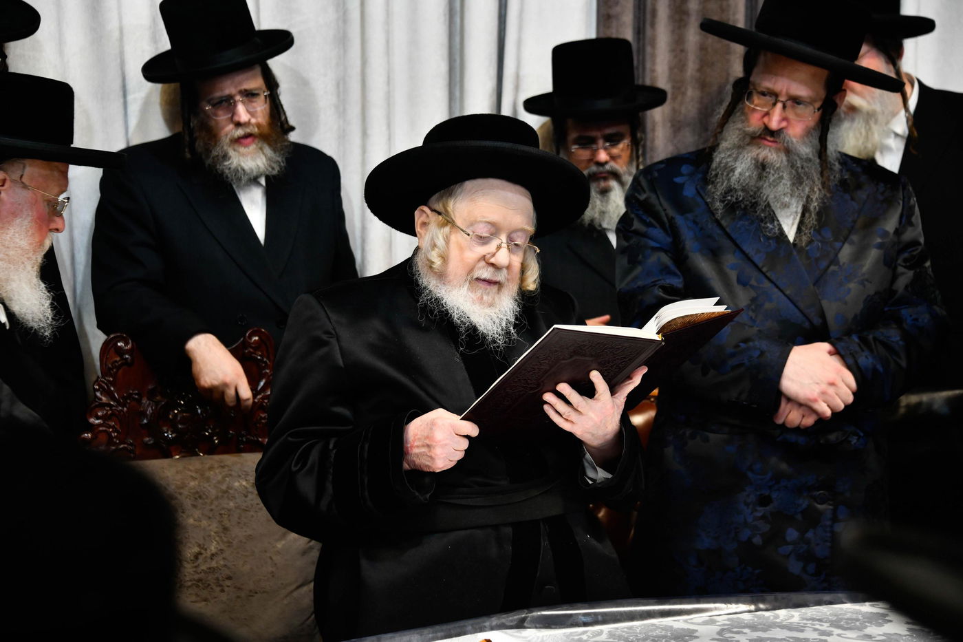 הילולא קדישא בקרעטשניף