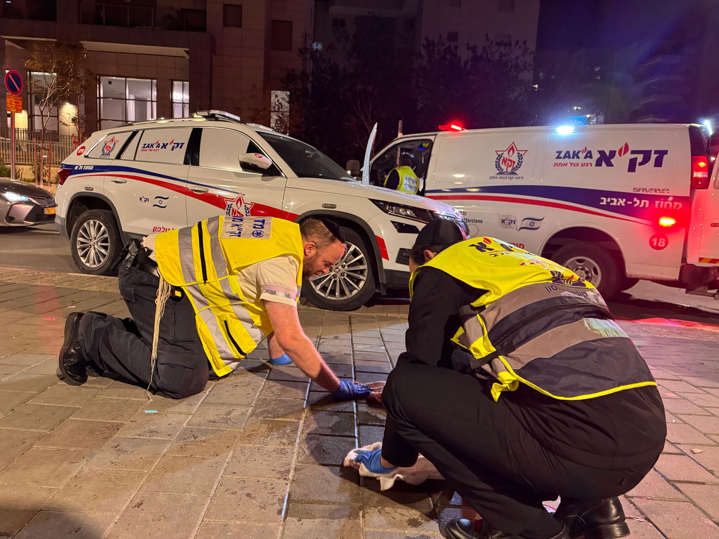 מתנדבי זק"א בזירת האסון