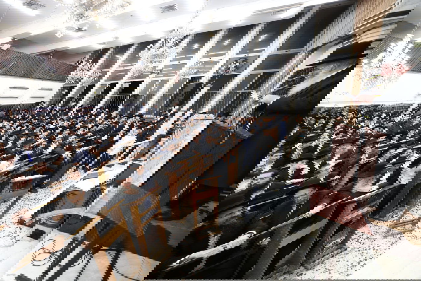 עצרת מחאה בכולל חזון איש בבני ברק