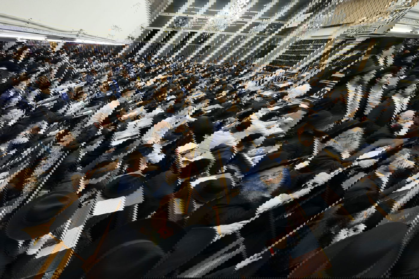 עצרת מחאה בכולל חזון איש בבני ברק