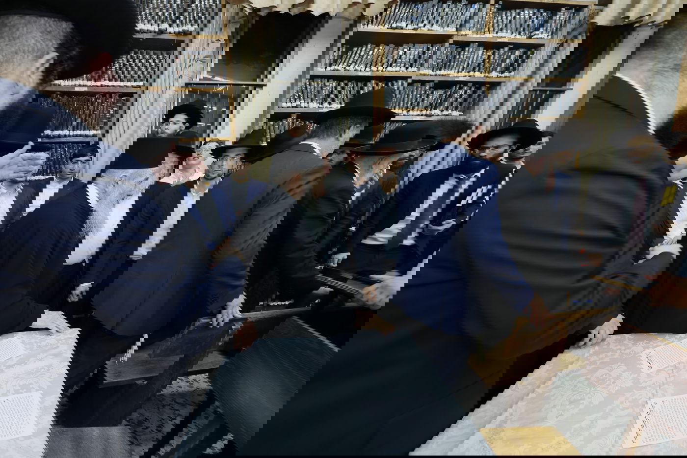 עצרת מחאה בכולל חזון איש בבני ברק