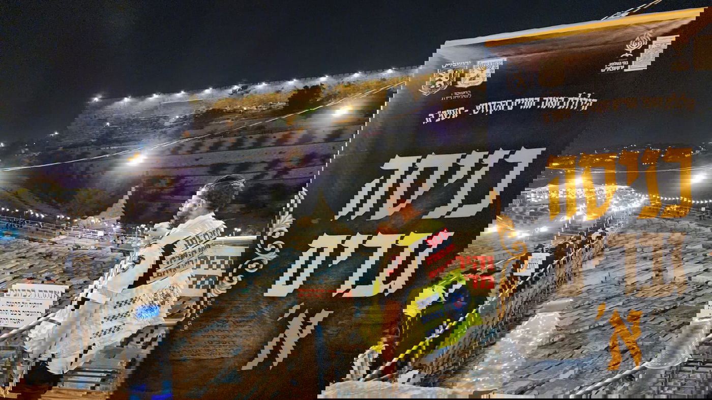 כונני ומתנדבי מד"א מאבטחים את הילולת אור החיים בהר הזיתים