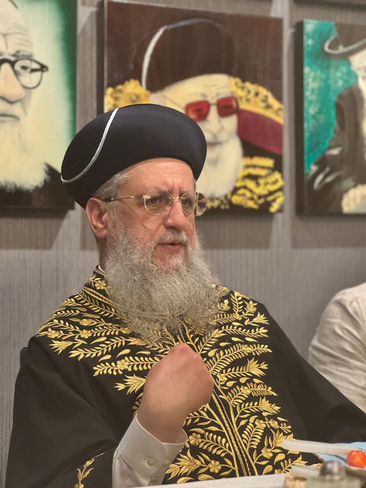 הראשל"צ הגר"ד יוסף בשבת בארה"ב 