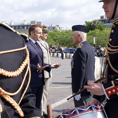 נשיא צרפת בחגיגות העצמאות