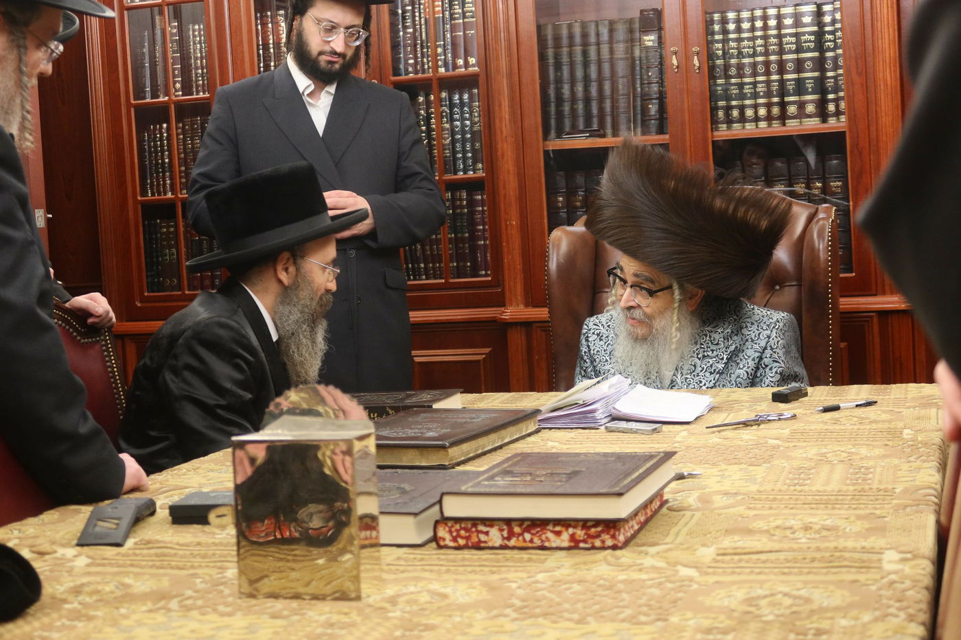 המשפיע הגה"צ רבי יהודה דייטש בביקור אצל האדמו"ר מסאטמר