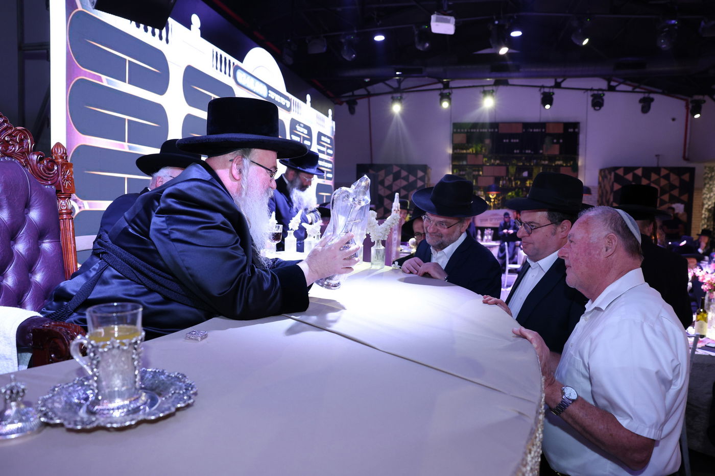 חסידי ביאלה רמת אהרן התכנסו לועידת "לרומם"