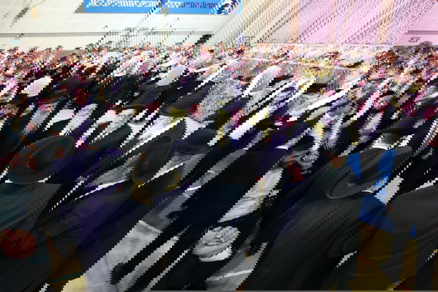 מסיבת חומש ב'מוסדי עולם'