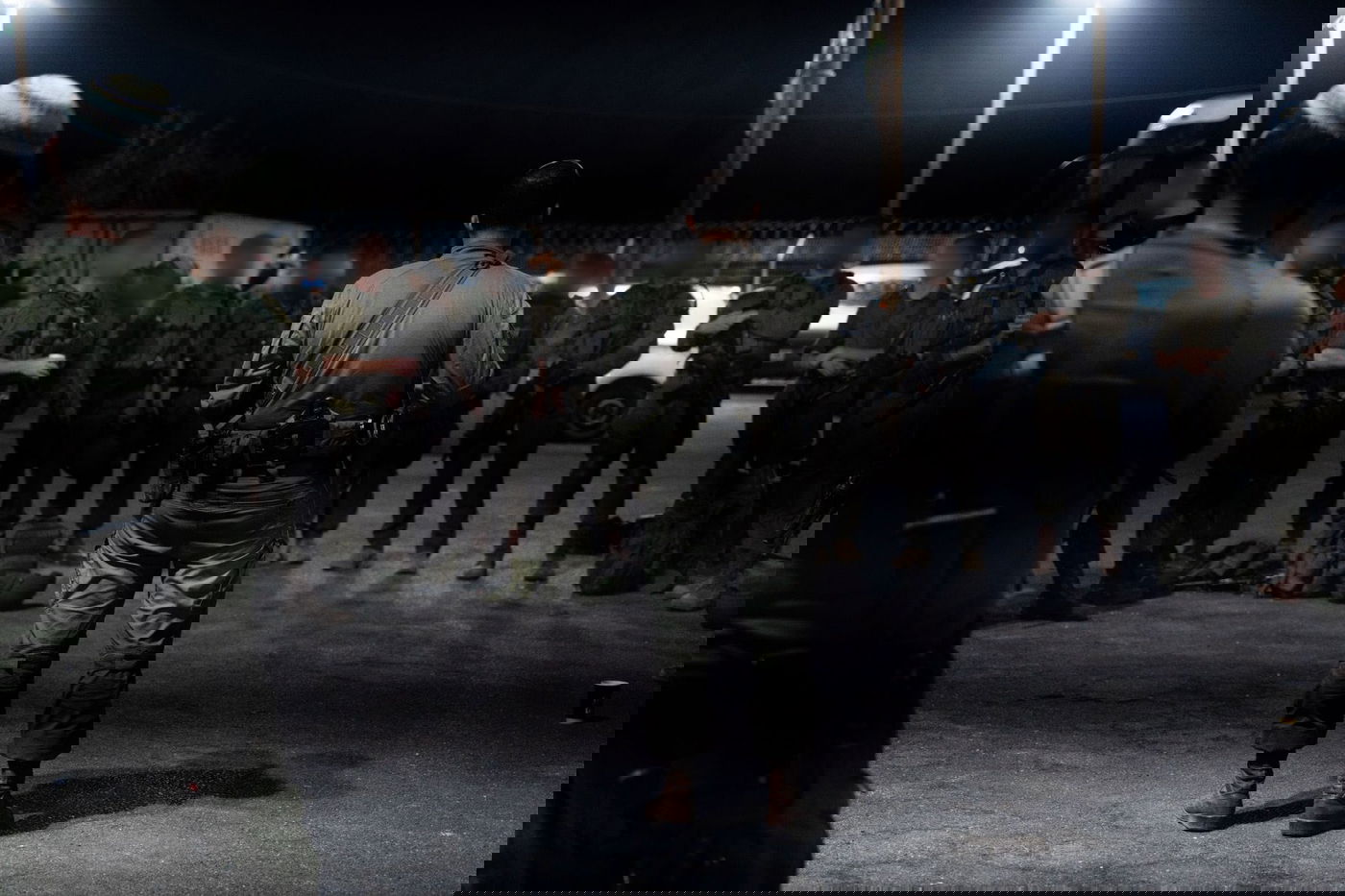 אויבים מבפנים ומבחוץ: הורסים בתי מחבלים ביו"ש - ומחסלים אחרים בעזה 