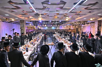 מעמד כבוד התורה למצטייני מפעל קנין ההלכה דחסידי באבוב 45