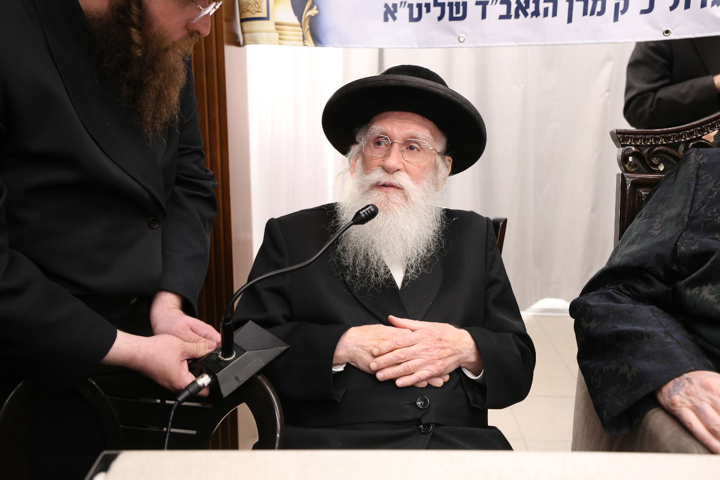 הגר"מ שטרנבוך בפתיחת סניף חדש לרשת כוללי תשובות