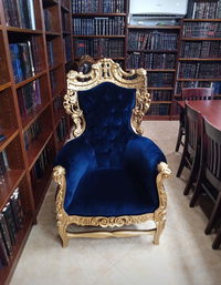 כסאו של האדמו"ר מסקווירא המשופץ