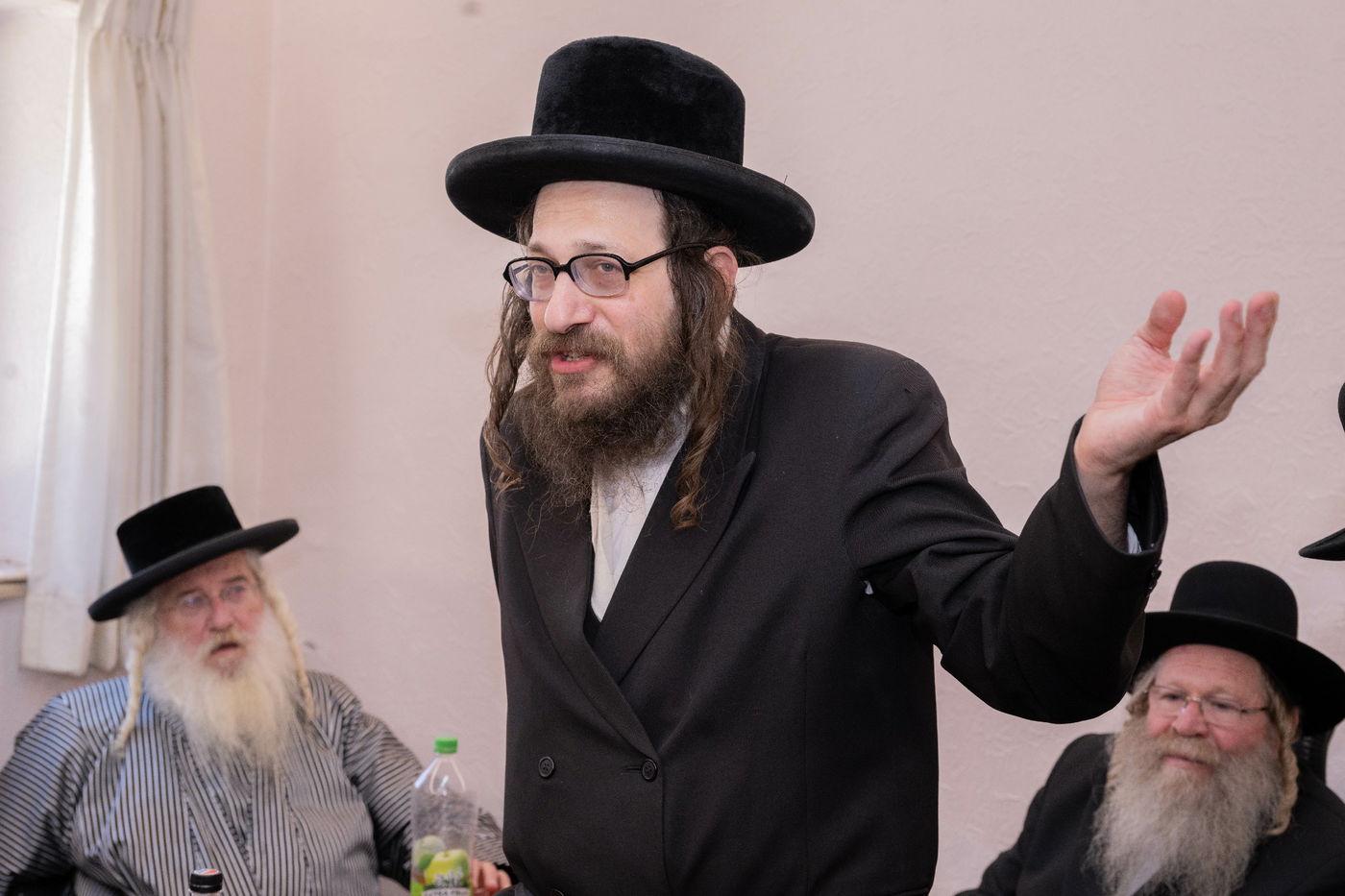 הכינוס בלשכת הבד"צ