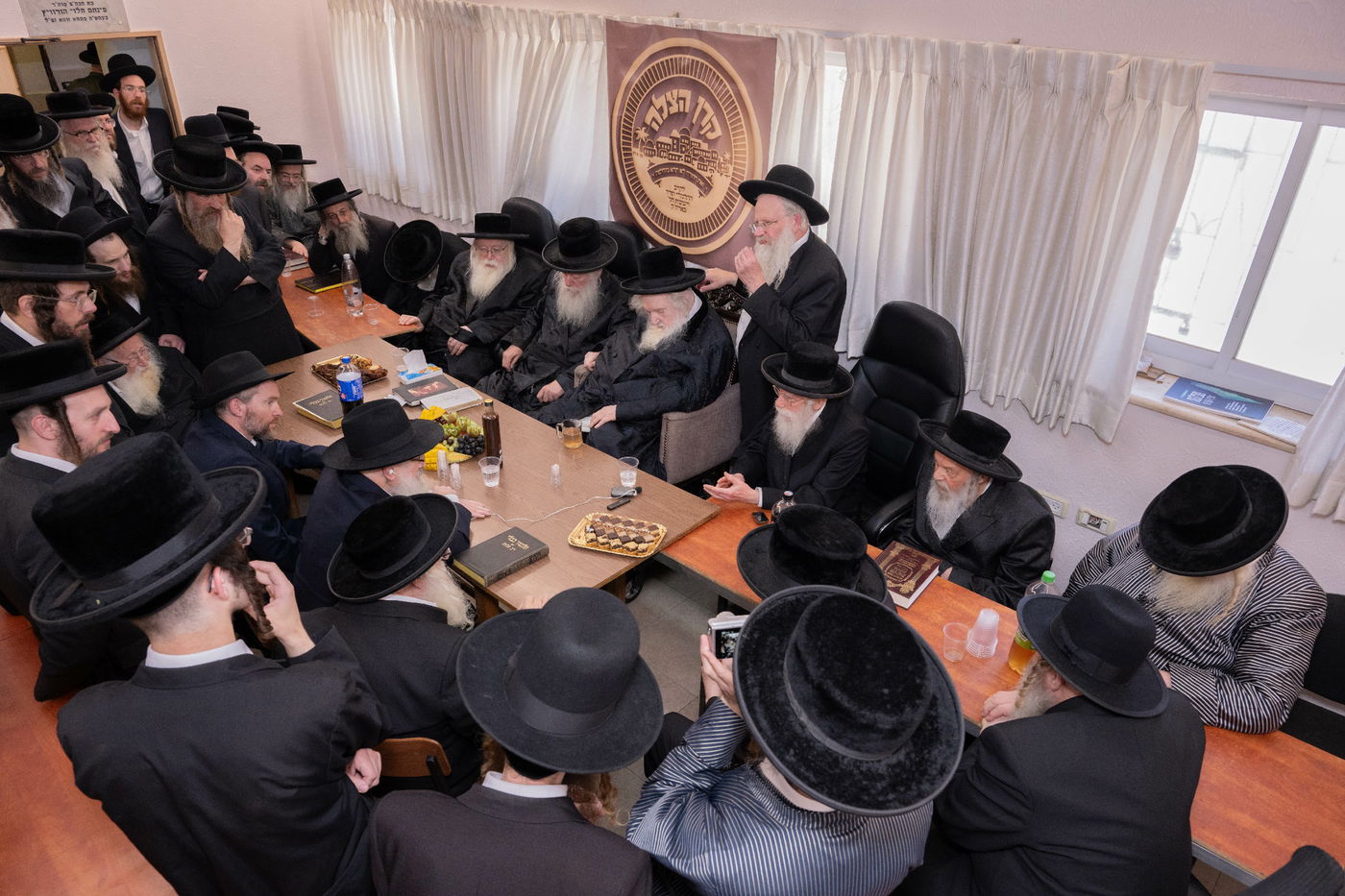 הכינוס בלשכת הבד"צ