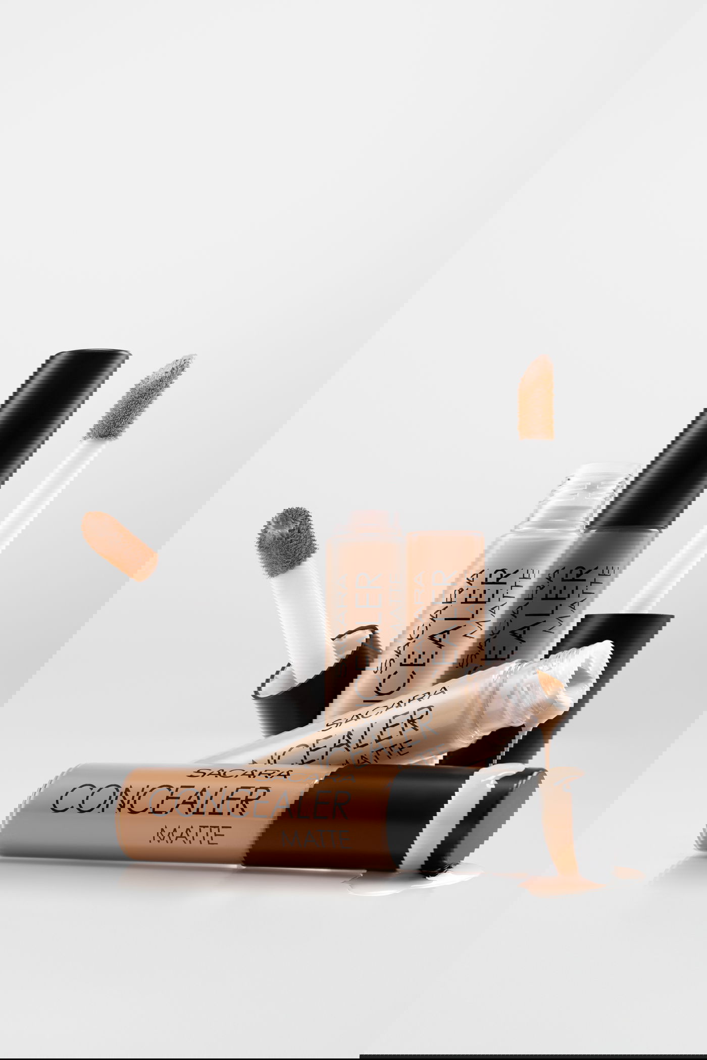 בקולקציית הקונסילרים תמצאי 12 גוונים בטקסטורה חלקה ועמידה