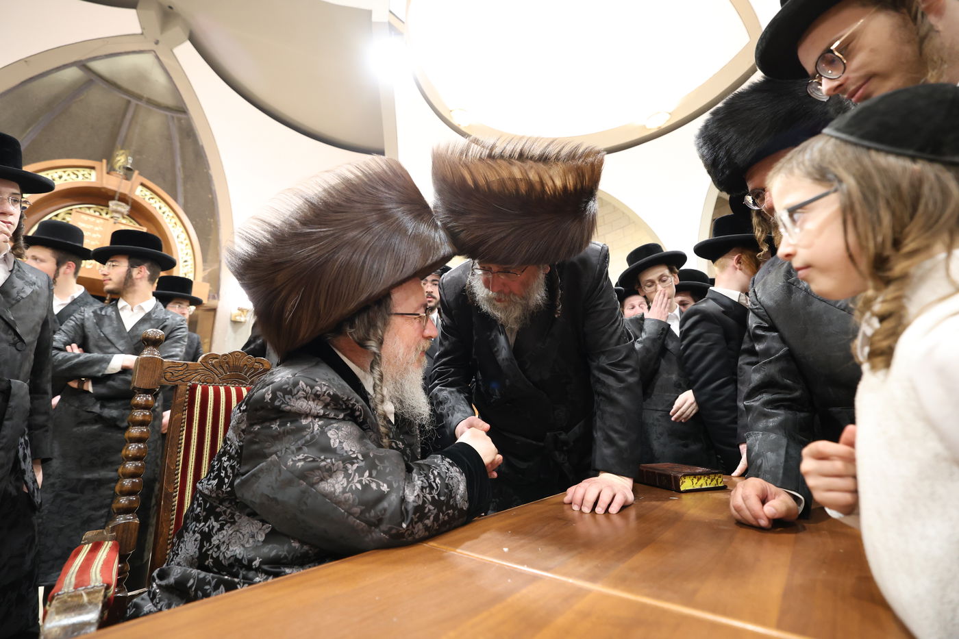 'שבת כותל' בחצר הקודש ביאלה ב"ב