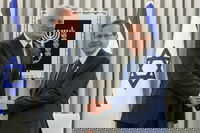 הנשיא הרצוג עם שגריר פולין