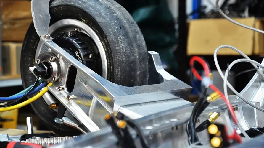 משלב טכנולוגיה מהפורמולה 1