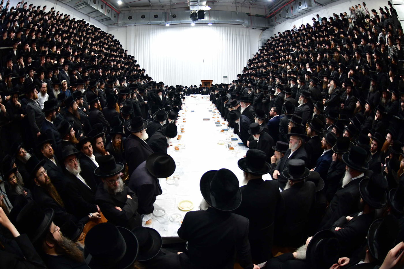 הילולא קדישא בסערט ויז'ניץ