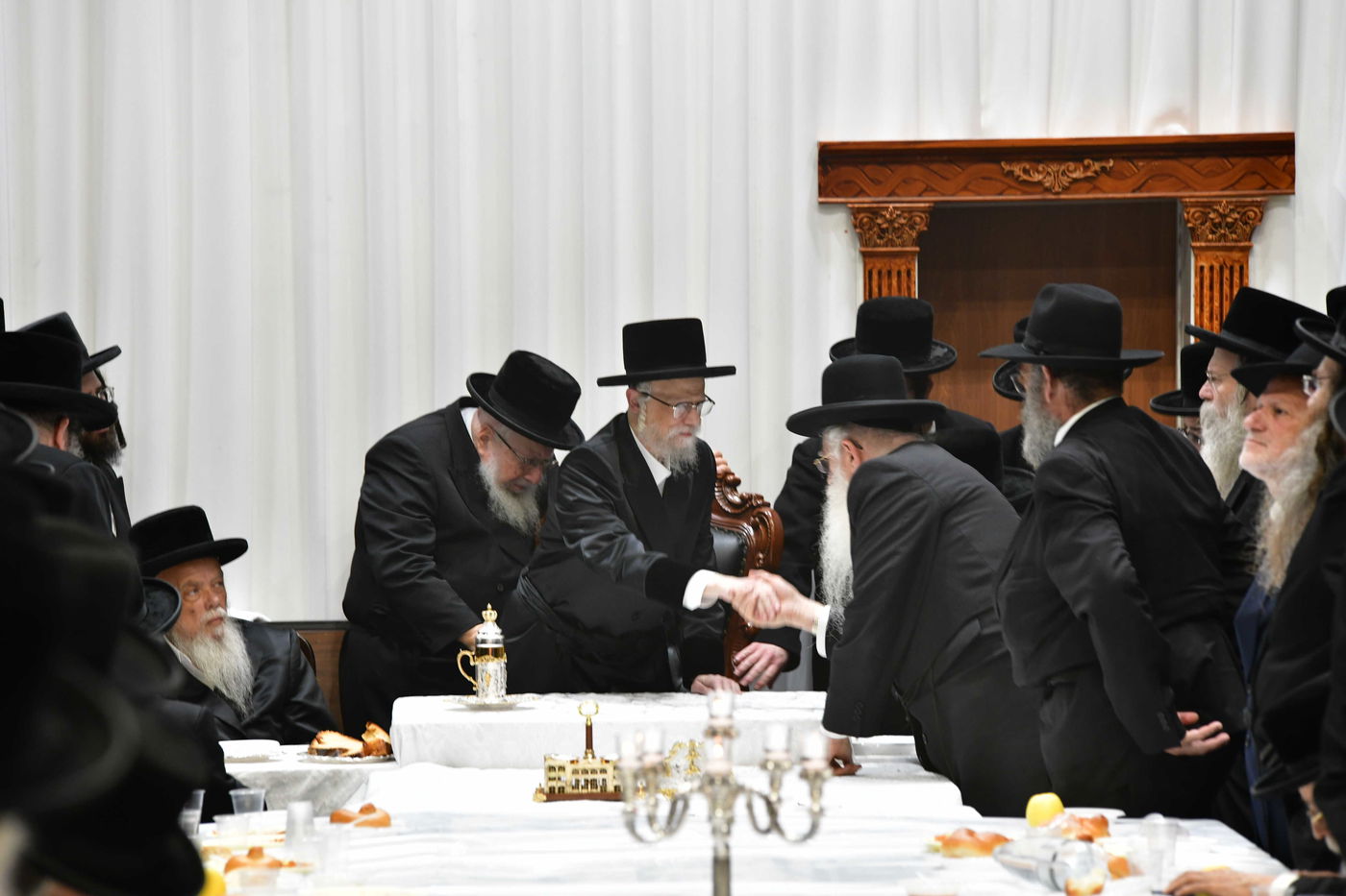 הילולא קדישא בסערט ויז'ניץ