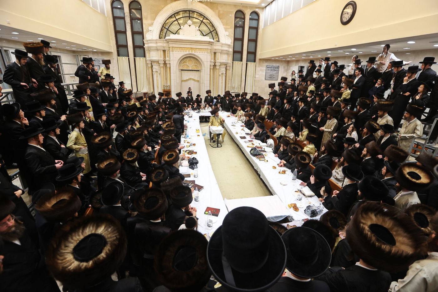 הגה"צ רבי אלימלך בידרמן בהבדלה בבית שמש