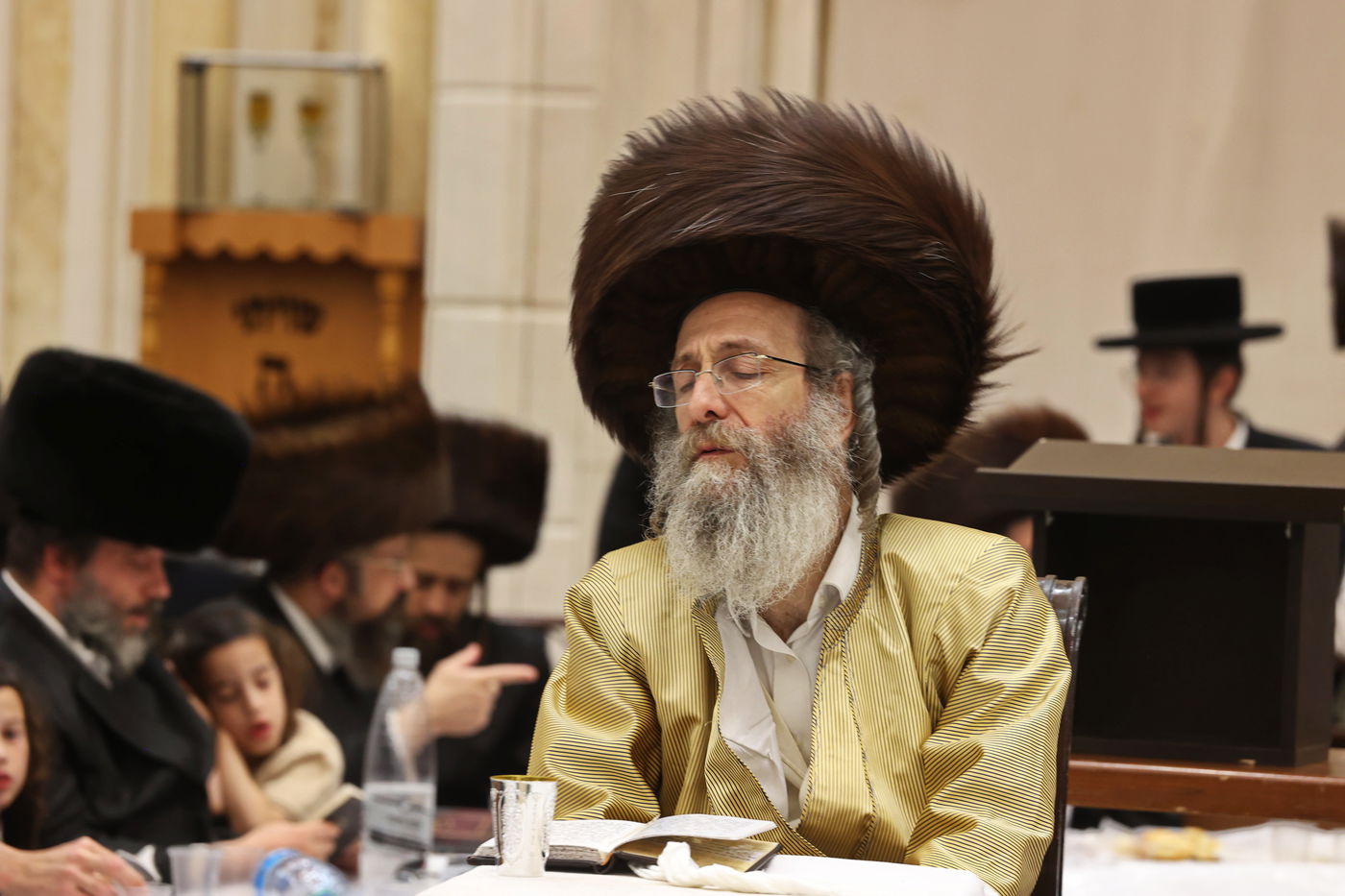 הגה"צ רבי אלימלך בידרמן בהבדלה בבית שמש