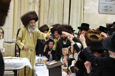 הגה"צ רבי אלימלך בידרמן בהבדלה בבית שמש