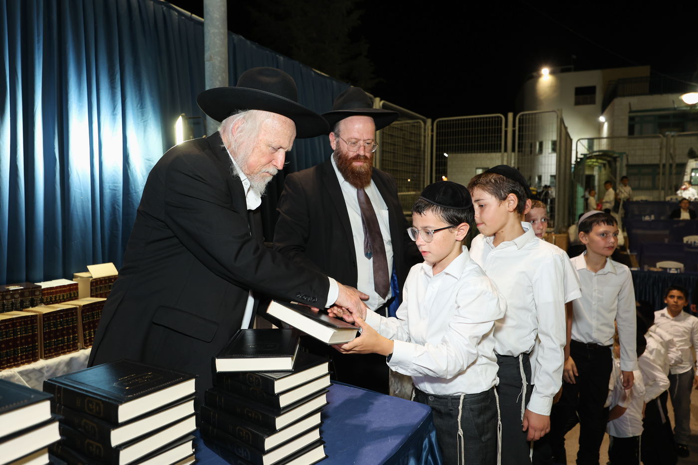 סיום סדרי מועד ונזקין בת"ת תשב"ר הרב ברכסים