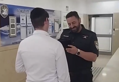 מרגש: תלמיד ישיבה שכח את התפילין של אביו ז"ל בטרמפ, כך המשטרה איתרה אותן