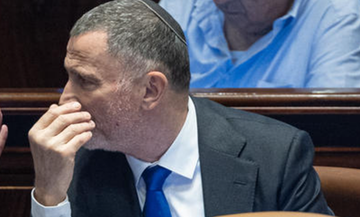 אחרי שהודח: אדלשטיין בעקיצה ומתקפה נגד נתניהו בחדר הסיעה