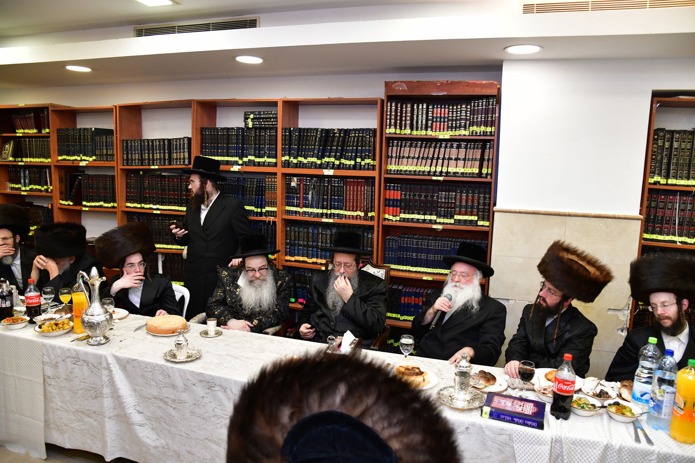 הכנסת ספר תורה לביהמ"ד 'שבט הלוי' באלעד