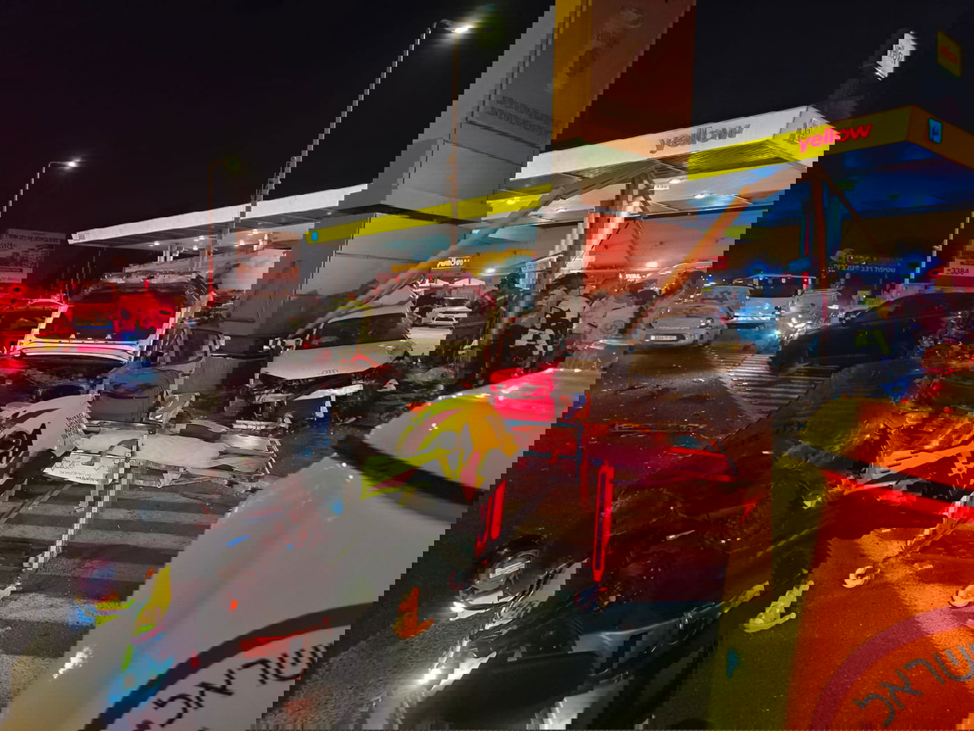 תאונה קשה מאוד: 3 רכבים התרסקו לחלוטין, בן 26 נהרג במקום