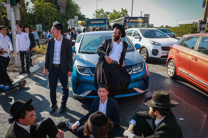 ההפגנות בכניסה לבני ברק