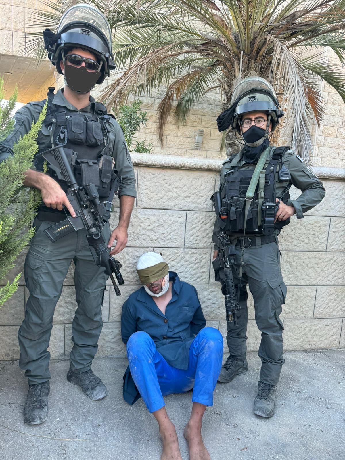 המחבל לאחר מעצרו