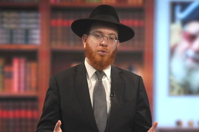 זכר לחורבן: האם חייבים להשאיר בבית "אמה על אמה" לא מסוידים? • צפו