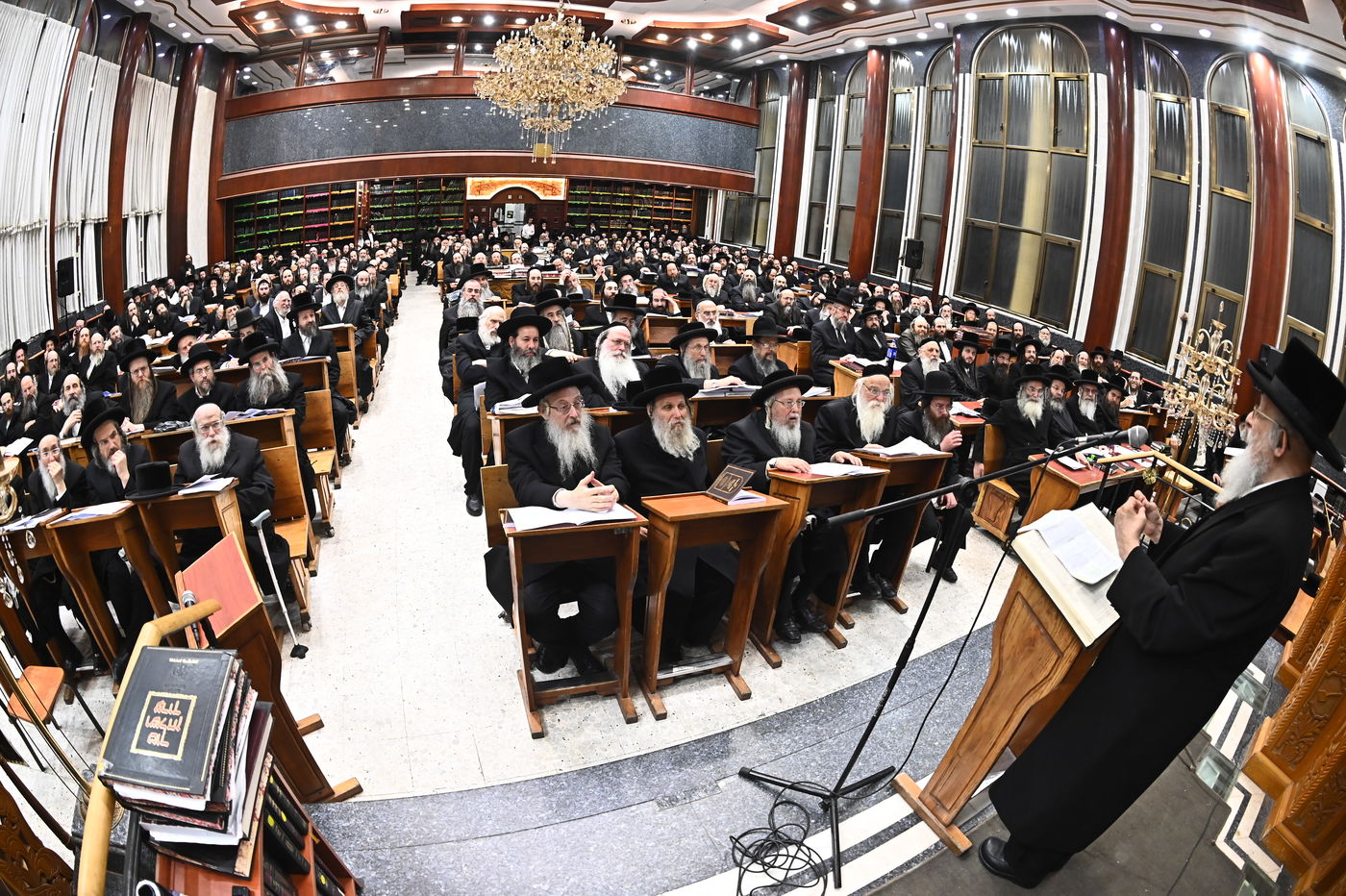 כינוס רבנים השנתי שע"י בית ההוראה של הגאון רבי יעקב מאיר שטרן