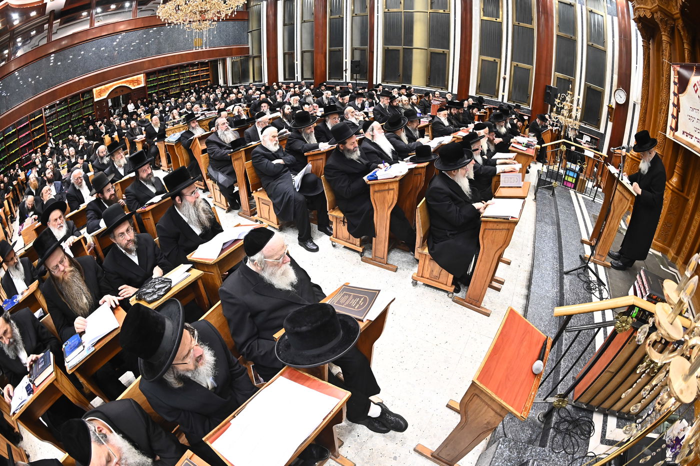 כינוס רבנים השנתי שע"י בית ההוראה של הגאון רבי יעקב מאיר שטרן