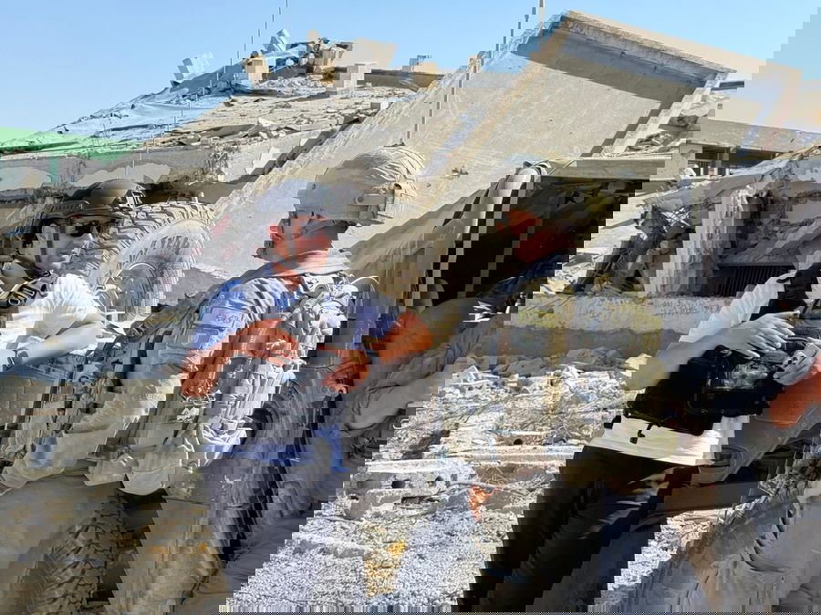 עם סמח"ט כפיר, בחאן יונס