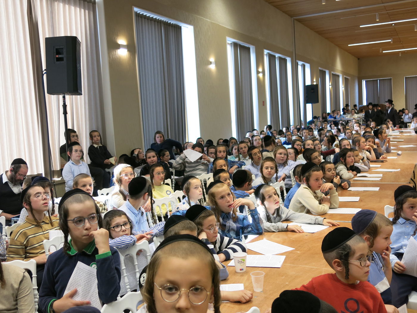 הרב חיים מאיר רוקח בעצרת תפילה באנטווערפן