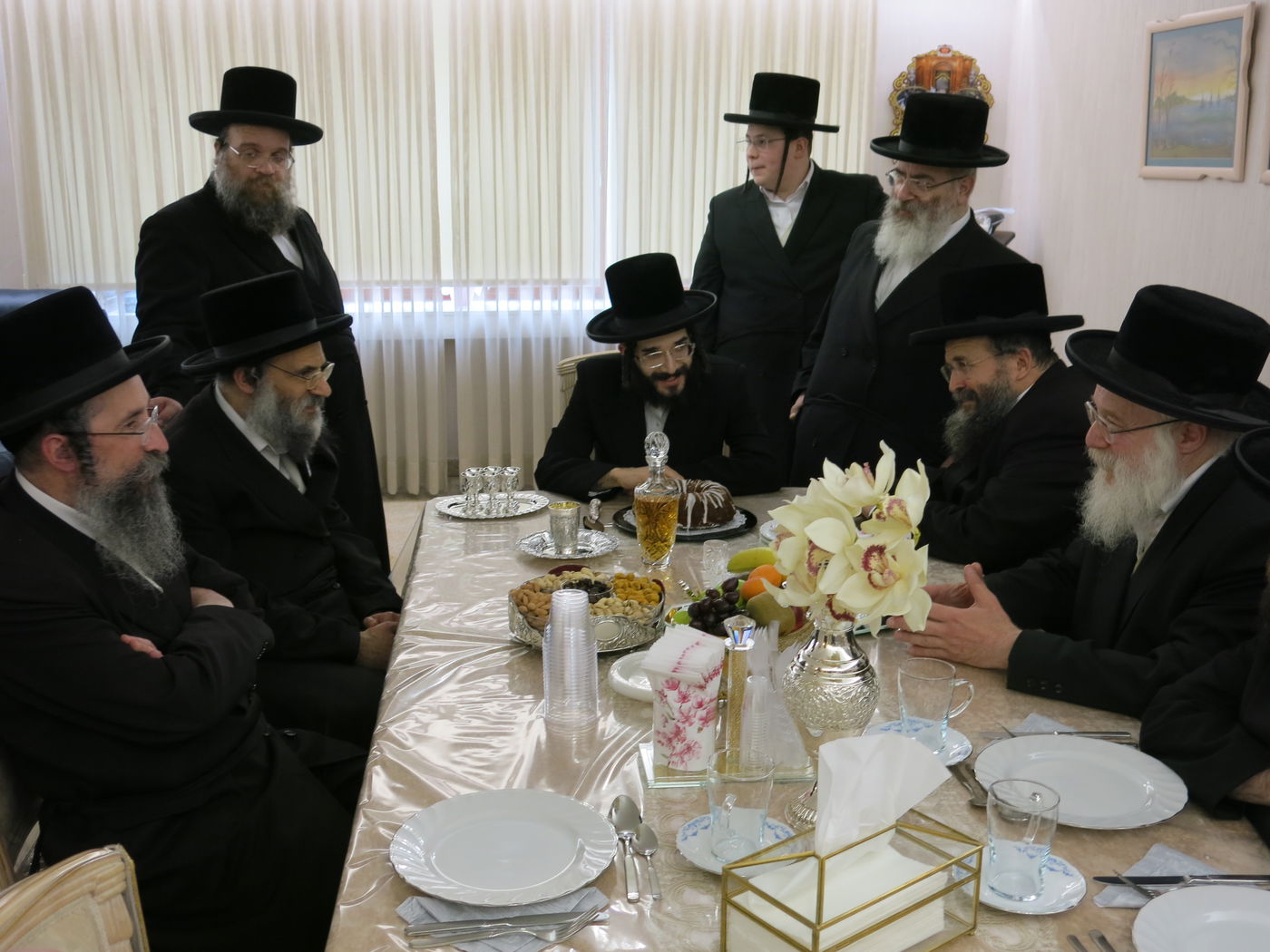 הרב חיים מאיר רוקח בבית האכסניה באנטווערפן