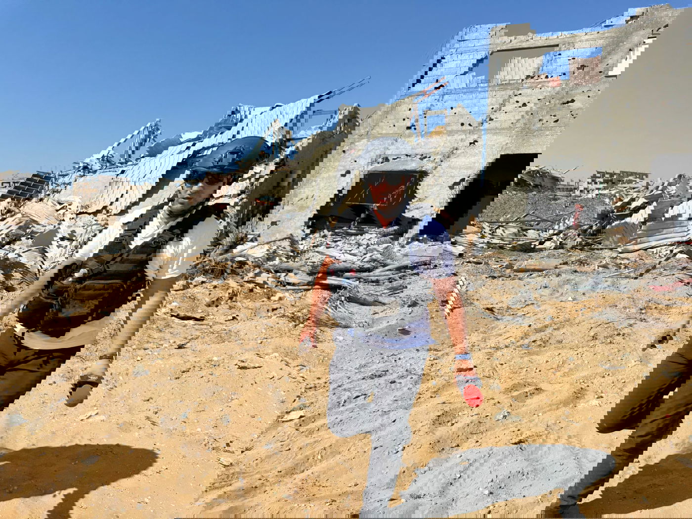 כותב השורות נפרד מחורבות חאן יונס