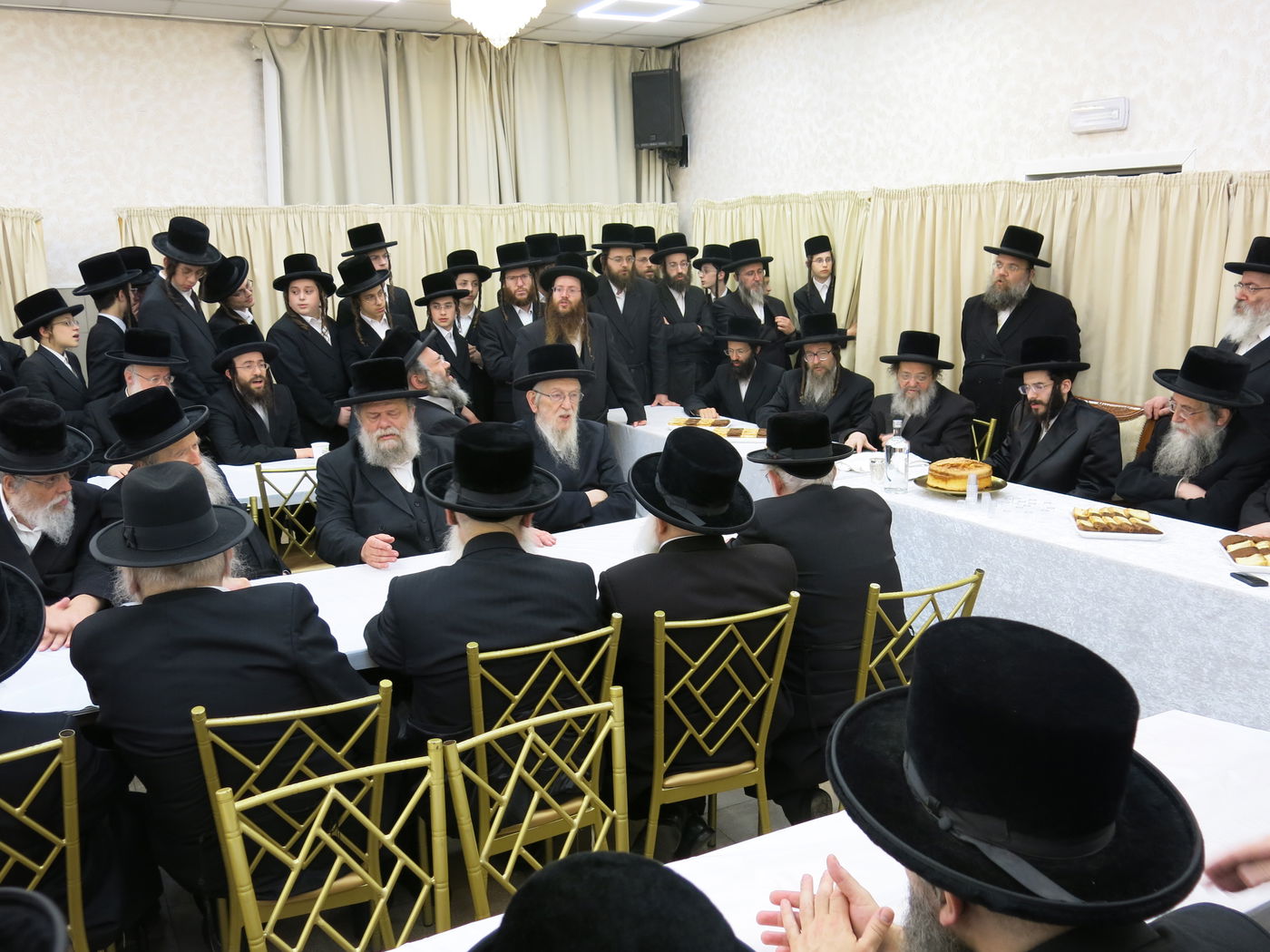 מעמד קבלת פנים להרב חיים מאיר רוקח בבעלזא אנטווערפן