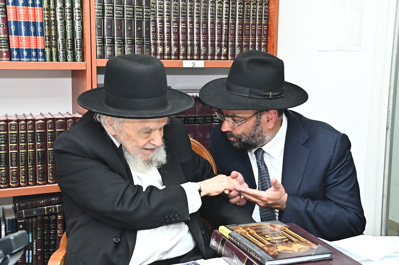 ילדי סוכת דוד אצל הגרמ"ה הירש